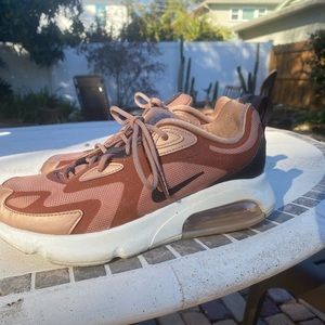 Nike Air Max 200 Women’s US 8.5 “Holiday Sparkle”